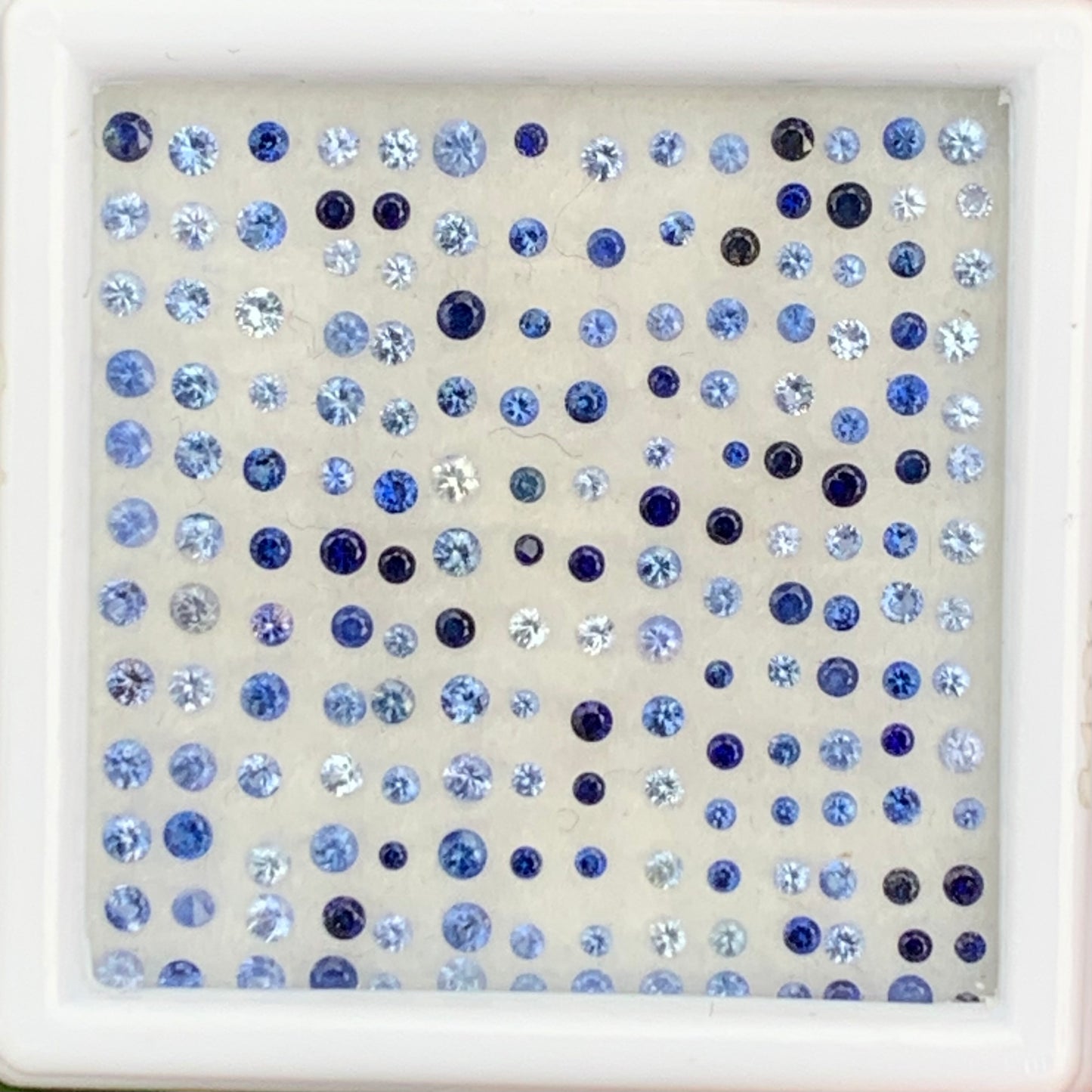 Blue Sapphire 1.8 mm - 2.2 mm Rounds 2.98 Ct Loose Gemstone Parcel of 183 Stones