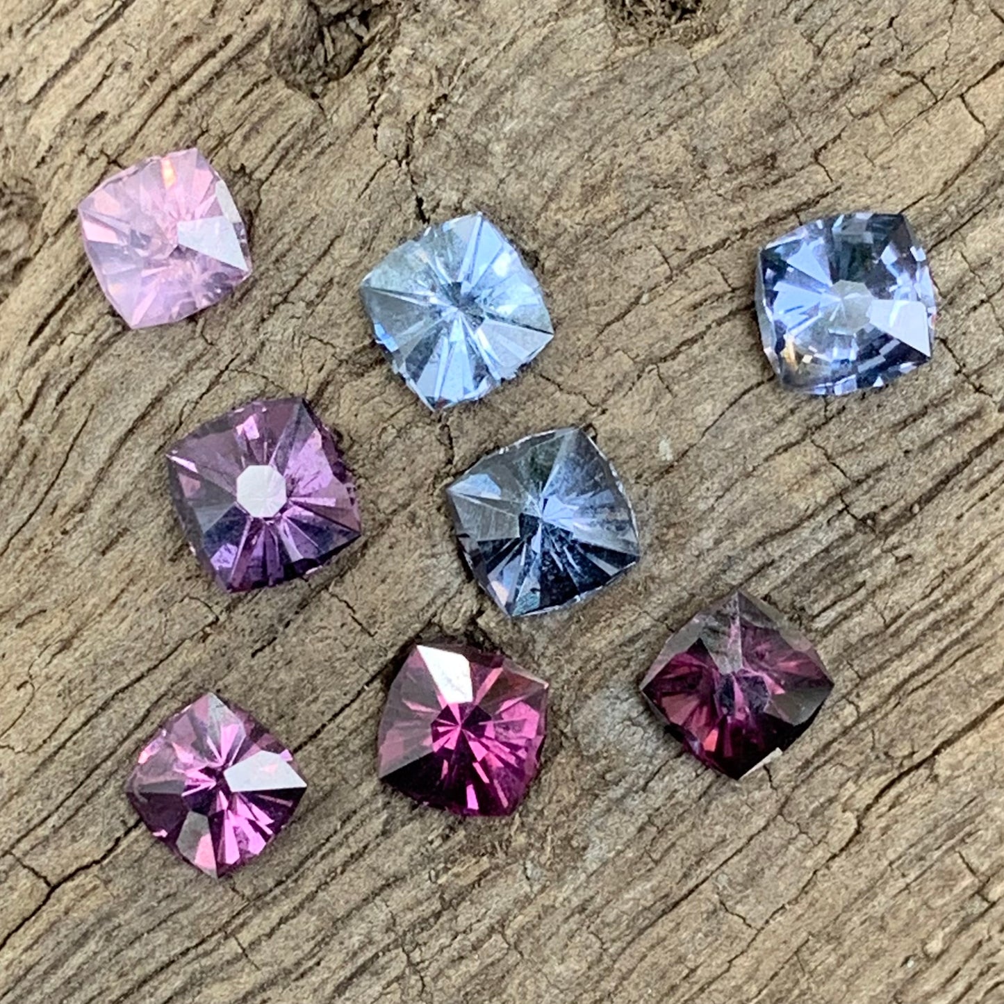 Natural Spinel Signature Flower Cut Loose Gem Parcel of 4.9 Ct / 8 Natural Gemstones For Contemporary Jewelry
