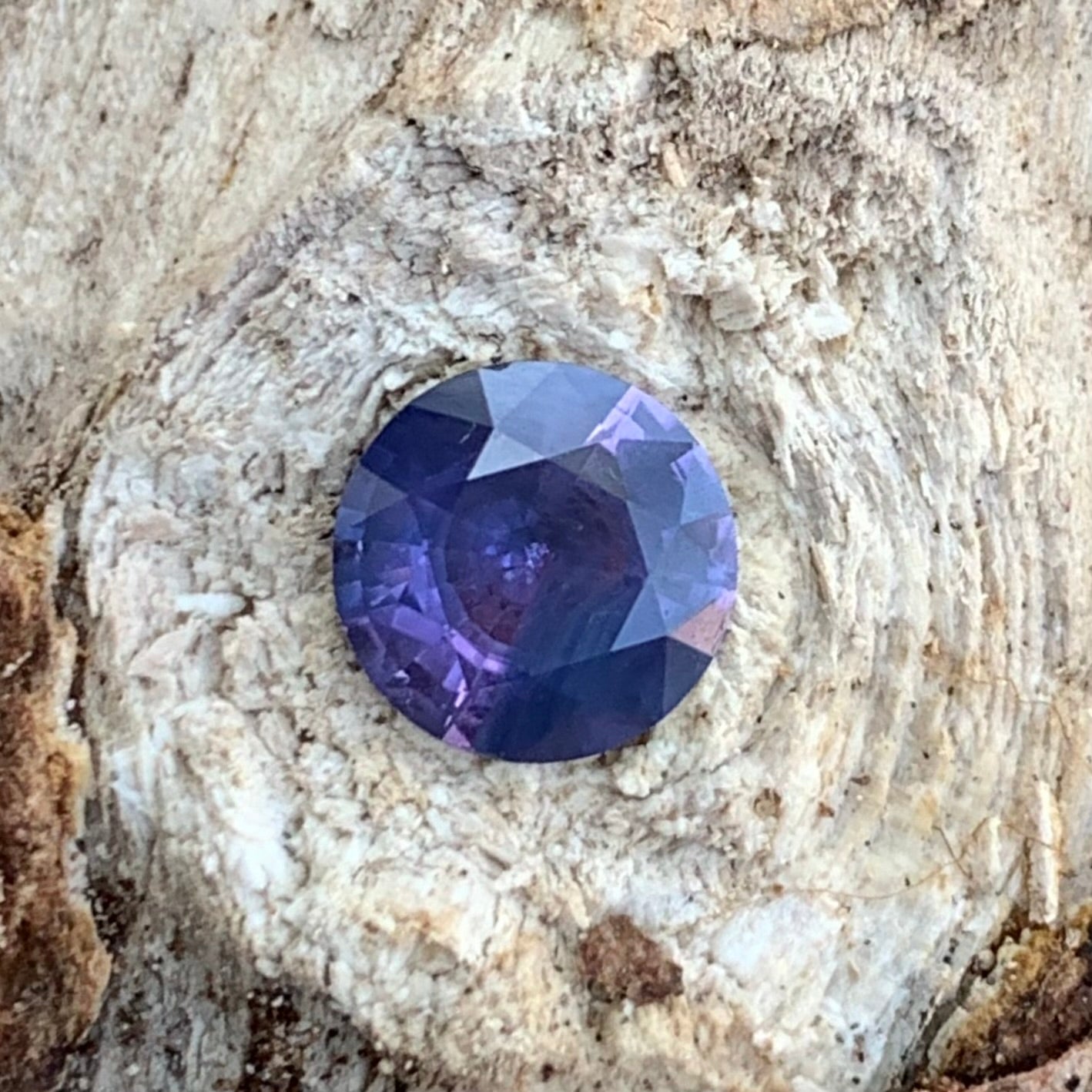 Purplish Blue Bicolor Sapphire Round Cut 6.6 mm / 1.06 Ct Natural Loose Gemstone For Jewelry Making 💎✨