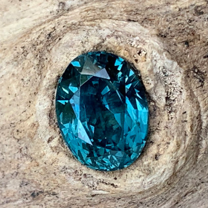 Green Spinel Oval 1.85 Ct Natural Loose Gemstone