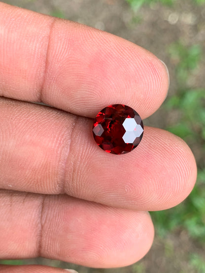 Garnet Round 10 mm / 3.79 Ct Football Cut Loose Gemstone For Contemporary Jewelry