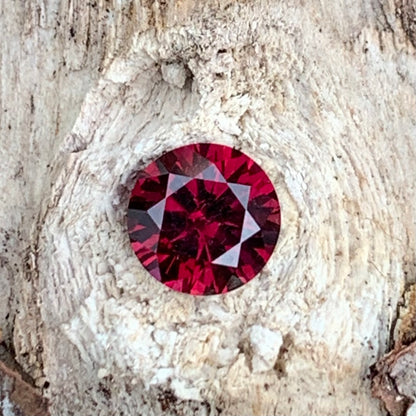 Red Garnet 6.8 mm Round 1.51 Ct Natural Loose Gemstone For Jewelry Making