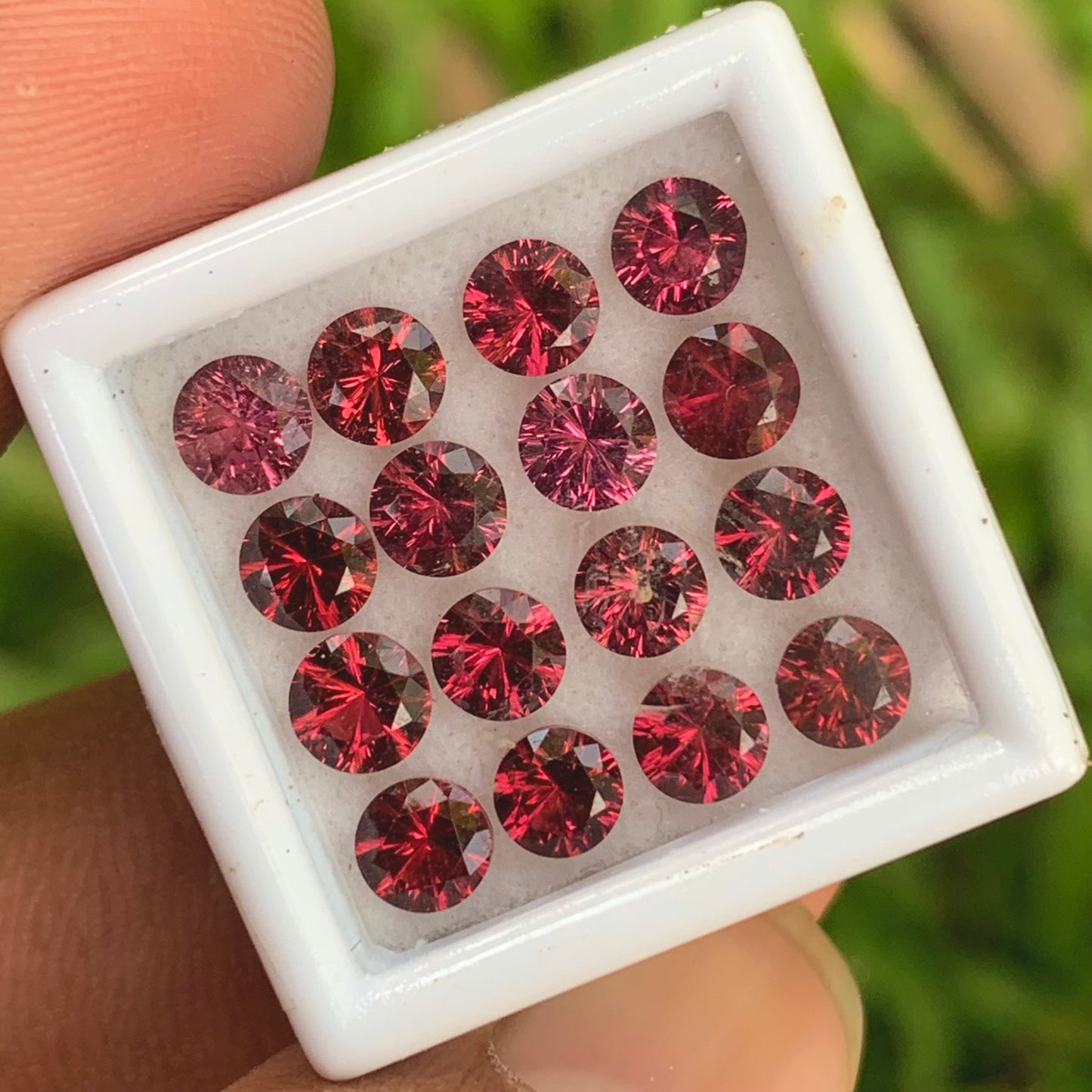 Red Garnet 4.5 mm Concave Fantasy Cut Rounds 5.80 Ct / 16 Stones Parcel of Natural Loose Gemstones From Sri Lanka