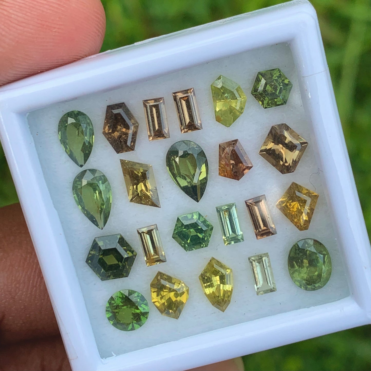 Zircon Different Geometric Shapes Stones Parcel 12.80 Ct / 22 Stones Multicolor Natural Loose Gemstones