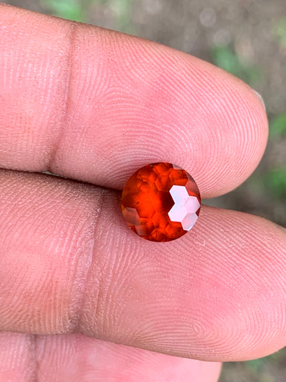 Orangish Garnet Round 8.7 mm / 3.15 Ct Fancy Football Cut Loose Gemstone For Contemporary Jewelry
