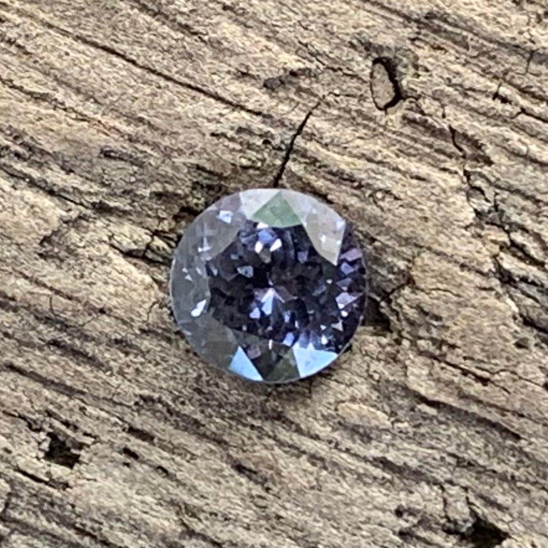 Lavender Spinel Flower Cut Round 4.75 mm / 0.56 Ct Natural Loose Gemstone from Sri Lanka