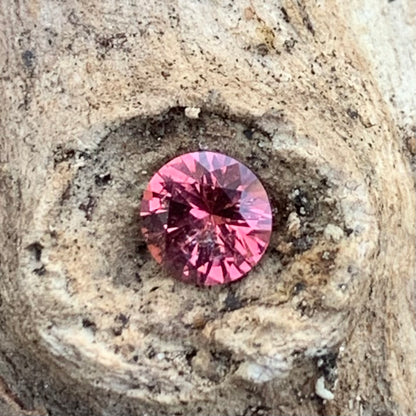 Pink Sapphire Round Cut 4.5 mm / 0.38 Ct Natural Loose Gemstone For Jewelry Making 💎✨