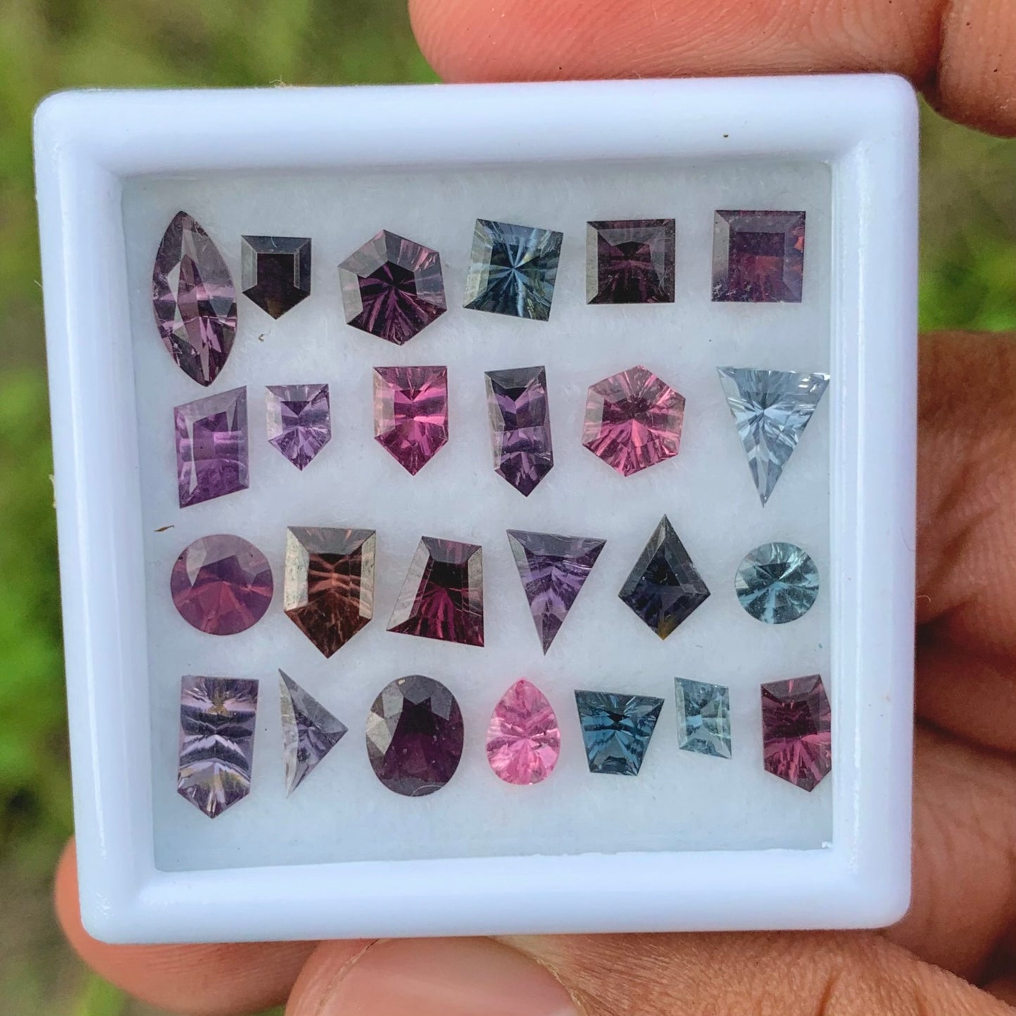 Spinel Concave / Fantasy Cut Geometric Shape Stones Parcel 8.33 Ct / 25 Stones Multicolor Natural Loose Gemstones