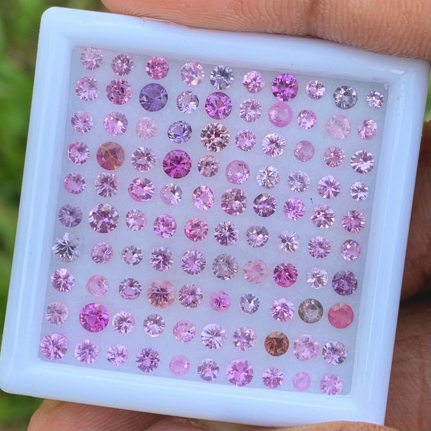 Unheated Pink & Purple 1.8 - 3.1 mm Sapphire Rounds 6 Ct Loose Gemstone Parcel of 100 Stones