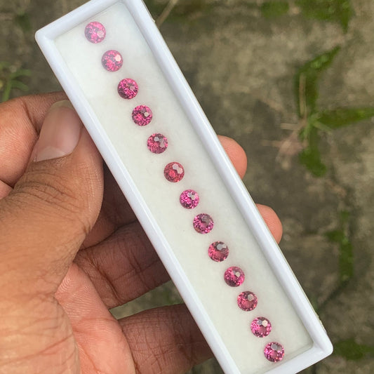 Football Cut Pinkish Red Garnet 7.92 Ct / 13 Stones Loose Gemstone Parcel For Jewelry Making 💎✨