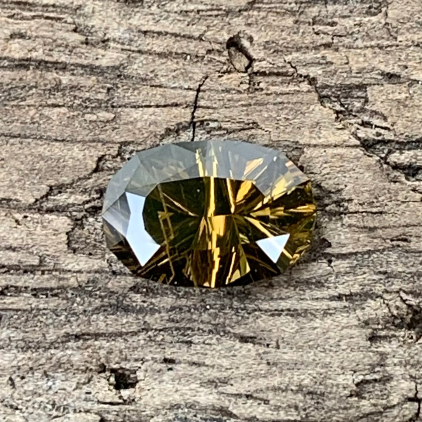 Yellowish Brown Zircon Fantasy Cut / Concave Cut Modified Oval 0.89 Ct Natural Loose Gemstone For Jewelry Making