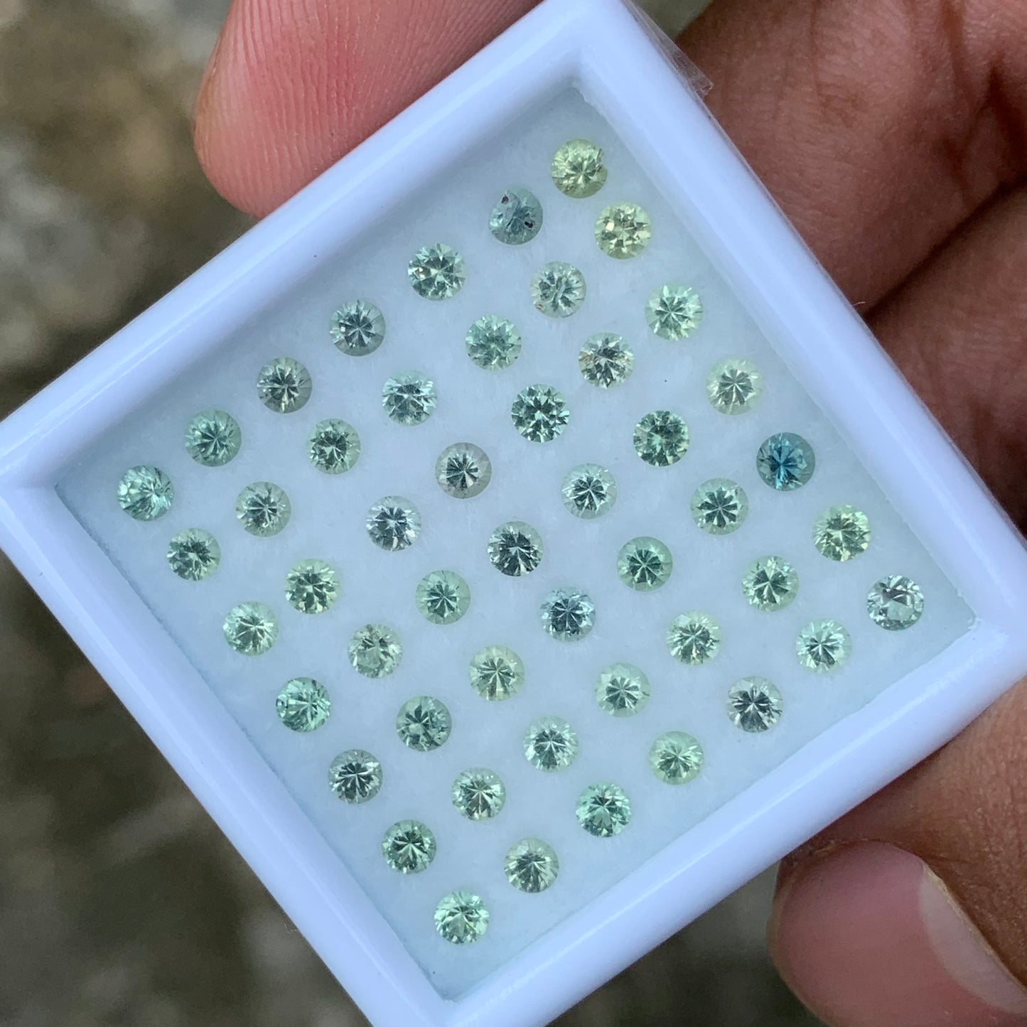 Green Sapphire 2.7 mm Rounds 4.8 Ct Loose Gemstone Parcel of 49 Stones