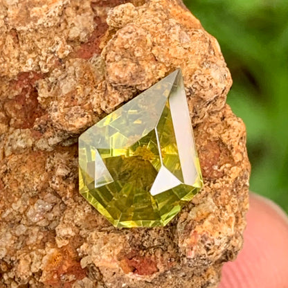 Lime Green Zircon Geometric Shape Shield 3.80 Ct Natural Unheated Loose Gemstone From Sri Lanka