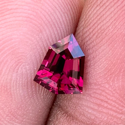 Purplish Red Garnet Shield 1.40 Ct Loose Gemstone From Sri Lanka
