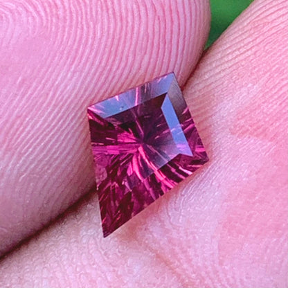 Pinkish Red Garnet Concave Fantasy Cut 1.35 Ct Modified Kite Natural Loose Gemstone