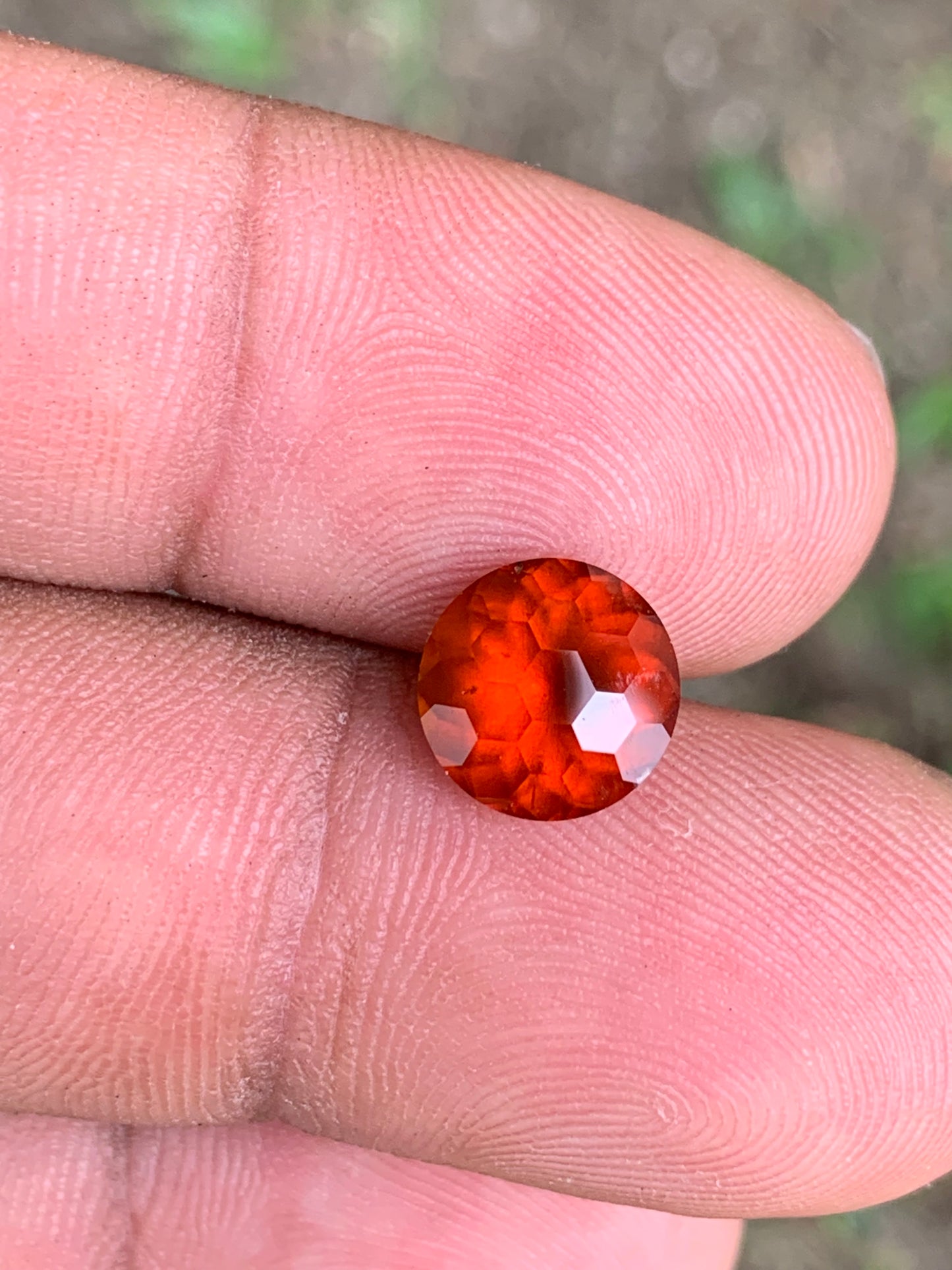 Orangish Garnet Round 8.7 mm / 3.15 Ct Fancy Football Cut Loose Gemstone For Contemporary Jewelry