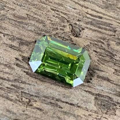 Green Sapphire Emerald Cut Octagon 1.59 Ct Heated Only Natural Loose Gemstone For Jewelry Making