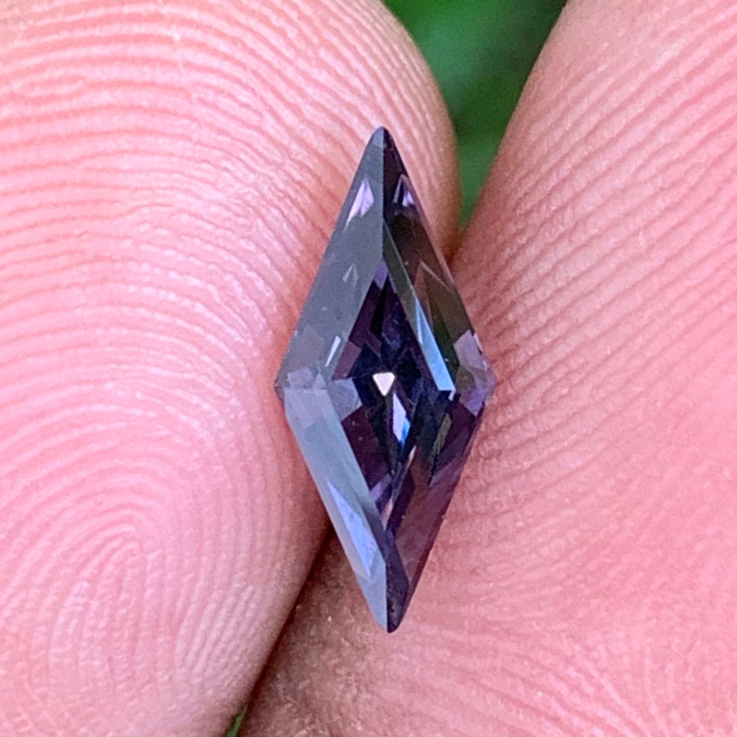Purple Spinel Lozenge 1.30 Ct Loose Gemstone From Sri Lanka