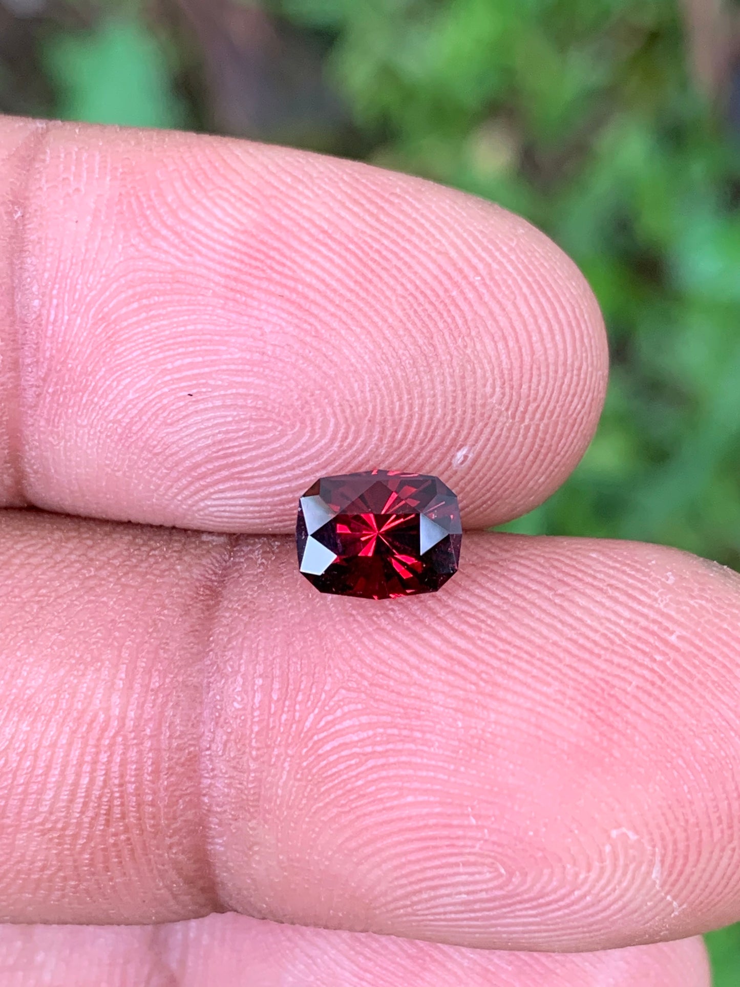 Garnet Deep Red Modified Rectangular Cushion 7 mm / 1.23 Ct Natural Loose Gemstone For Jewelry Making