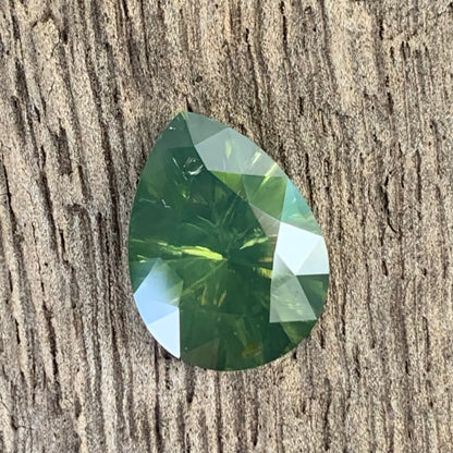 Green Zircon Concave Cut / Fantasy Cut Pear 4.79 Ct Natural Loose Gemstone From Sri Lanka