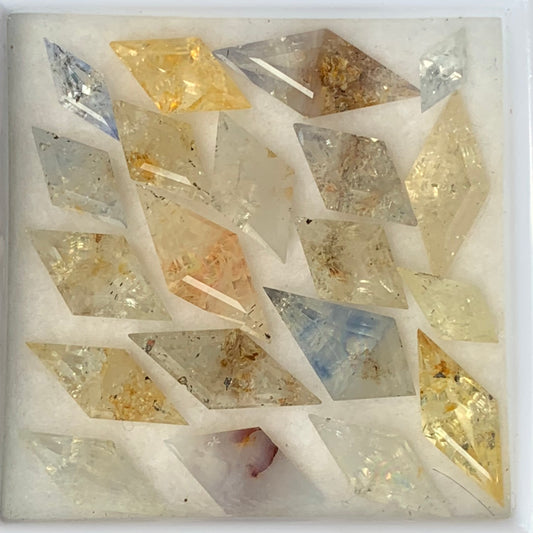 Unheated Sapphire Kites / Lozenges parcel of 21.55 Ct / 20 Natural Loose Gemstones from Sri Lanka
