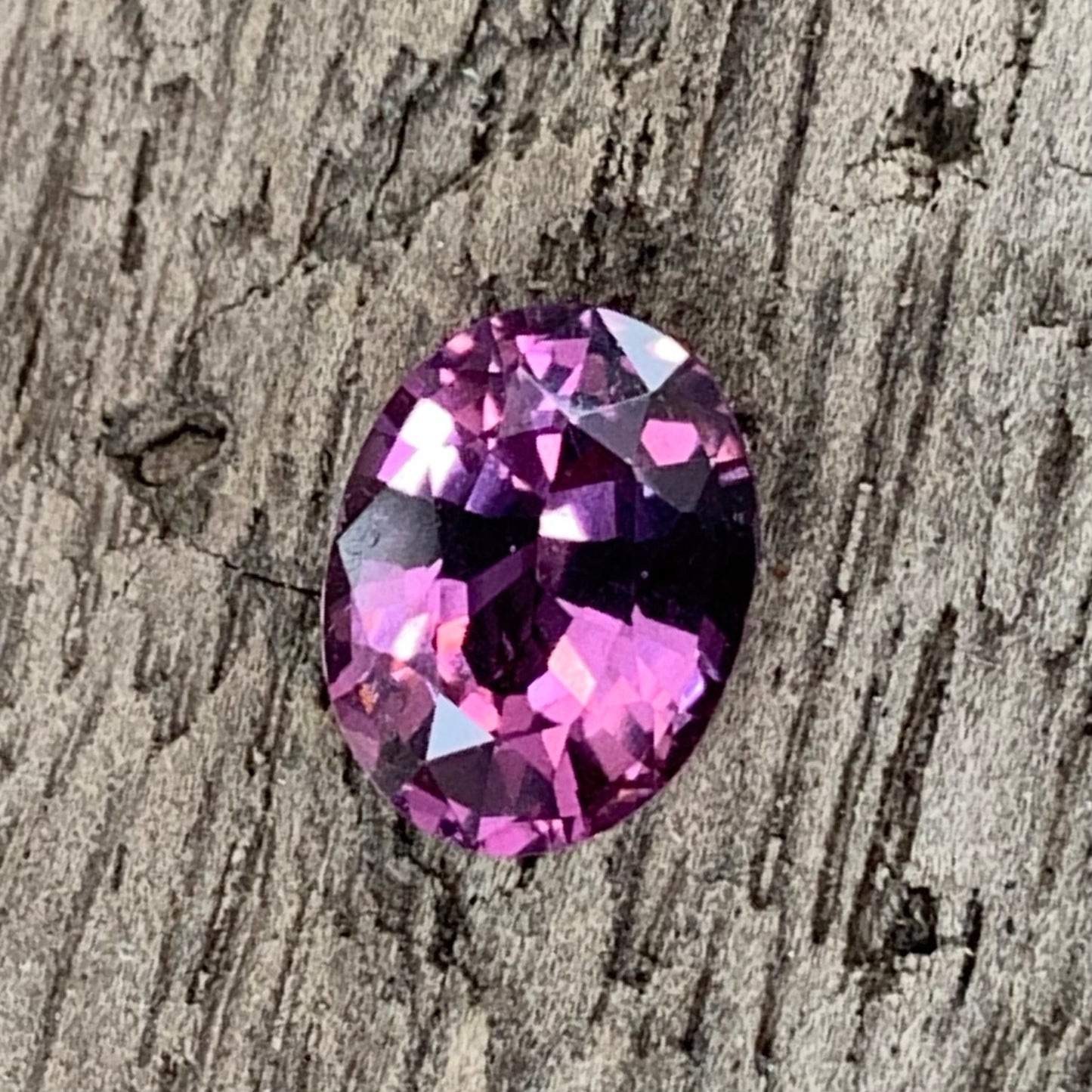 Reddish Purple Spinel Natural Unheated / Untreated 1.15 Ct Oval Loose Gemstone