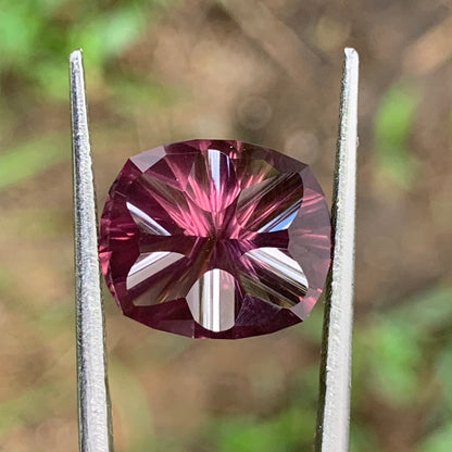 Velvet Spinel Concave Cut / Fantasy Cut Rectangular Cushion 6.61 Ct Natural Loose Gemstone From Sri Lanka