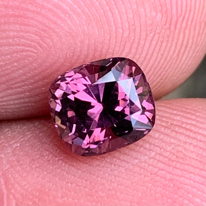 Velvet Spinel Rectangular Cushion 1.96 Ct Loose Gemstone For Jewelry Making