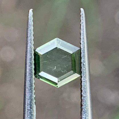 Portrait Cut Green Zircon Hexagon Tablet 0.87 Ct Natural Loose Gemstone For Jewelry