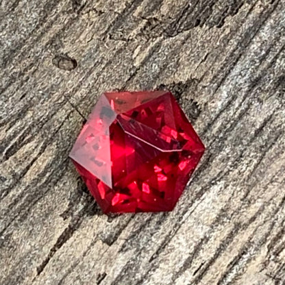 Natural Red Garnet Hexagon Fancy Lotus Cut Design 1.55 Ct Loose Gemstone for Jewelry Making