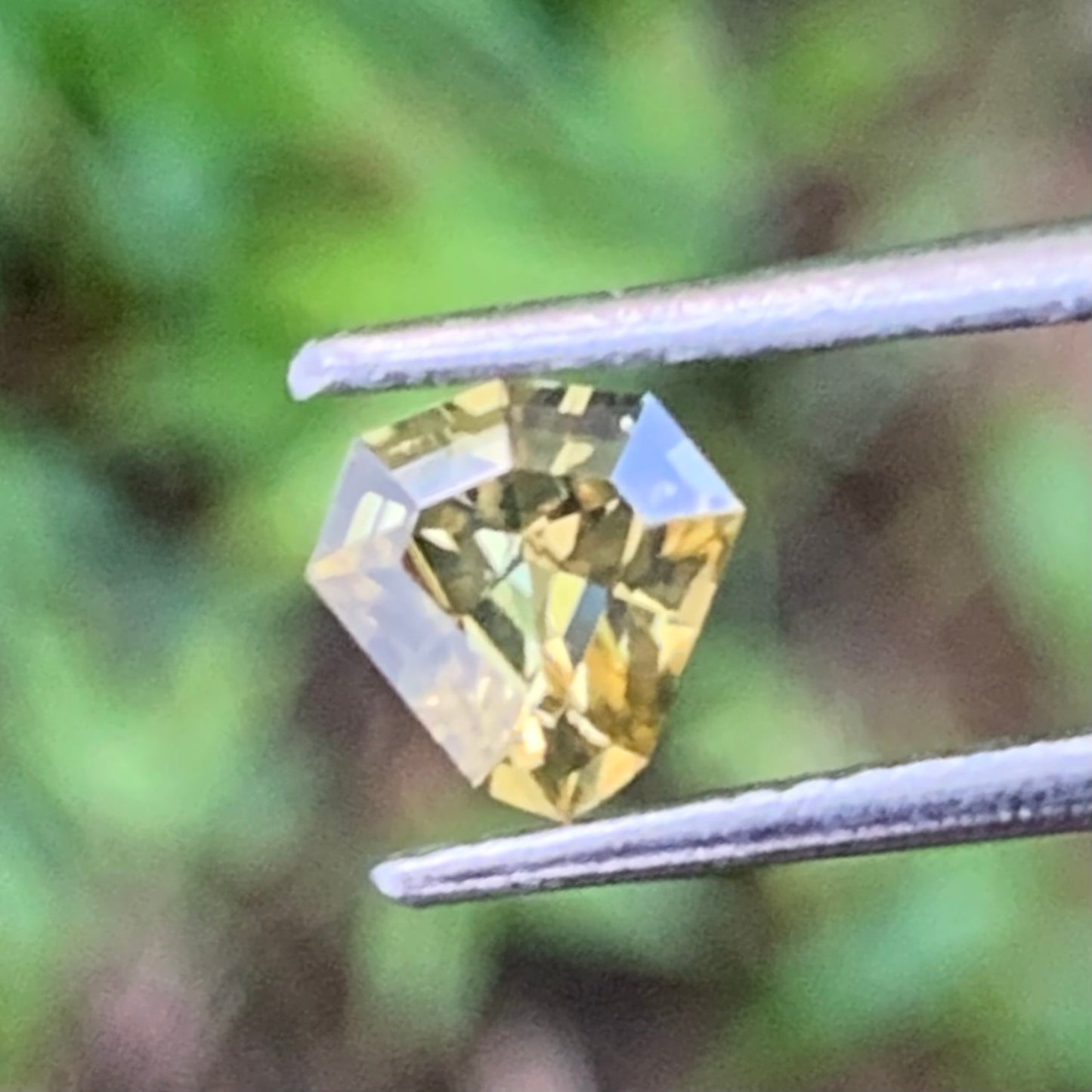 Yellowish Green Zircon Shield 0.78 Ct Natural Loose Gemstone for Jewelry Making