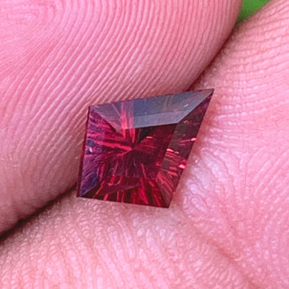 Red Garnet Concave Fantasy Cut 1 Ct Kite Natural Loose Gemstone