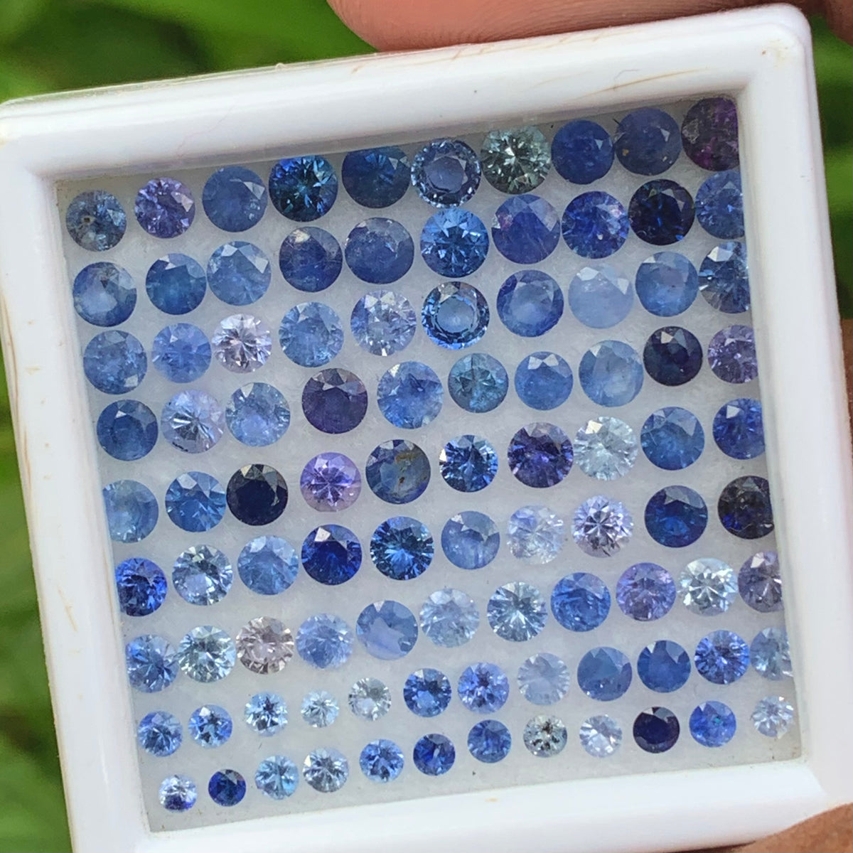 Blue Sapphire 2 - 3.5 mm Rounds 10.20 Ct Loose Gemstone Parcel 95 of Stones