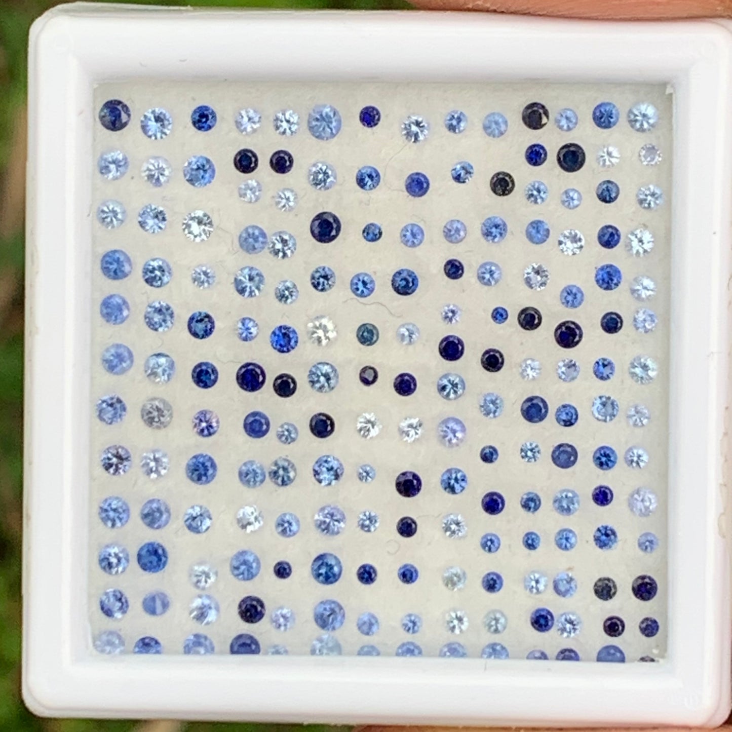 Blue Sapphire 1.8 mm - 2.2 mm Rounds 2.98 Ct Loose Gemstone Parcel of 183 Stones