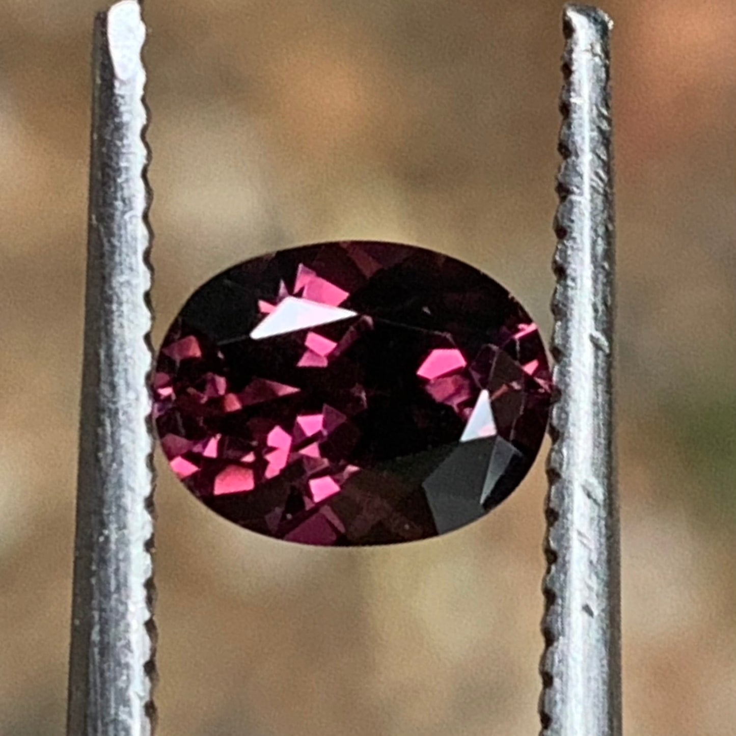 Velvet Spinel 0.8 Ct Oval Natural Loose Gemstone For Center Stone From Sri Lanka