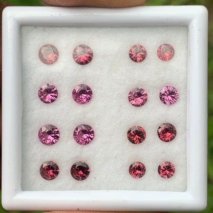 Garnet Round Pairs 8 Fantasy Cut / Concave Cut 3.2 -4 mm / 3.27 Ct Natural Loose Gemstones For Earrings
