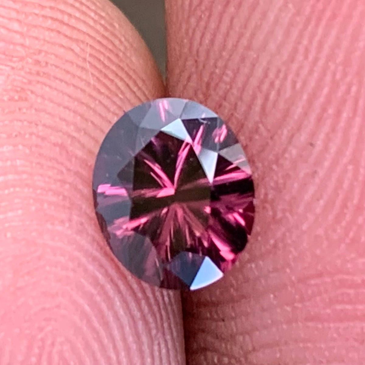 Velvet Spinel Concave Cut / Fantasy Cut Oval 1.13 Ct Natural Loose Gemstone From Sri Lanka
