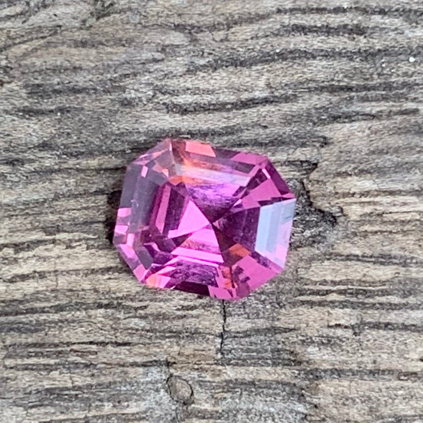 Orangish Purplish Pink Spinel Octagon 0.95 Ct Natural Loose Gemstone for Center Stone from Sri Lanka