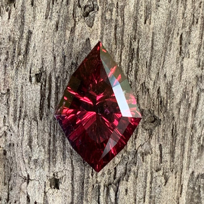 Red Garnet Concave Cut / Fantasy Cut Fancy Diamond 2.88 Ct Natural Loose Gemstone From Sri Lanka