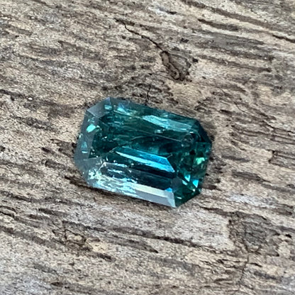 Green Sapphire Emerald Cut Octagon 1.40 Ct Heated Only Natural Loose Gemstone For Jewelry Making