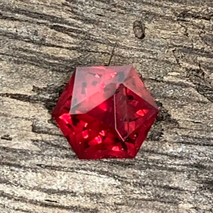 Natural Red Garnet Hexagon Fancy Lotus Cut Design 1.55 Ct Loose Gemstone for Jewelry Making
