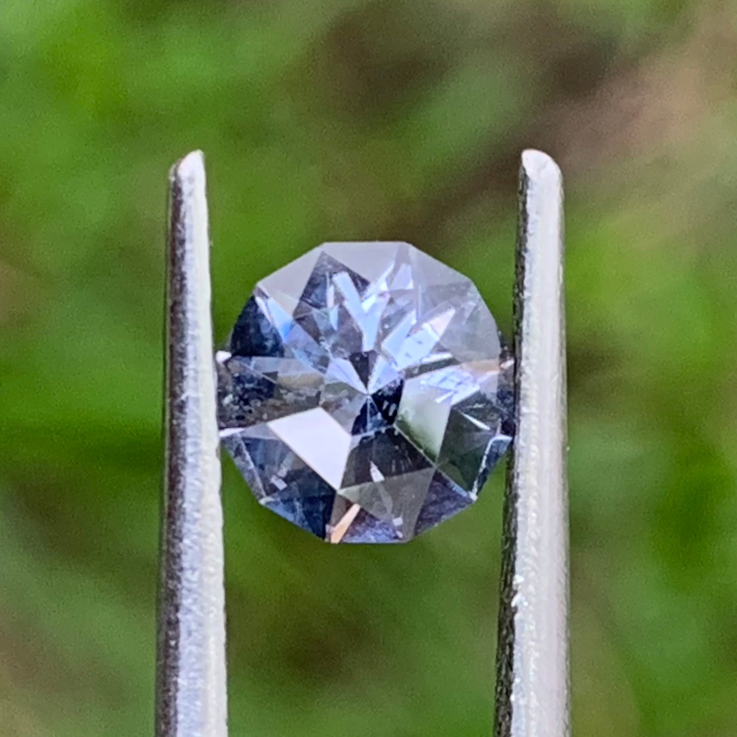 Spinel Polygonal Flower Cut Bluish Grey Round 6 mm / 0.73 Ct Natural Loose Gemstone For Jewelry