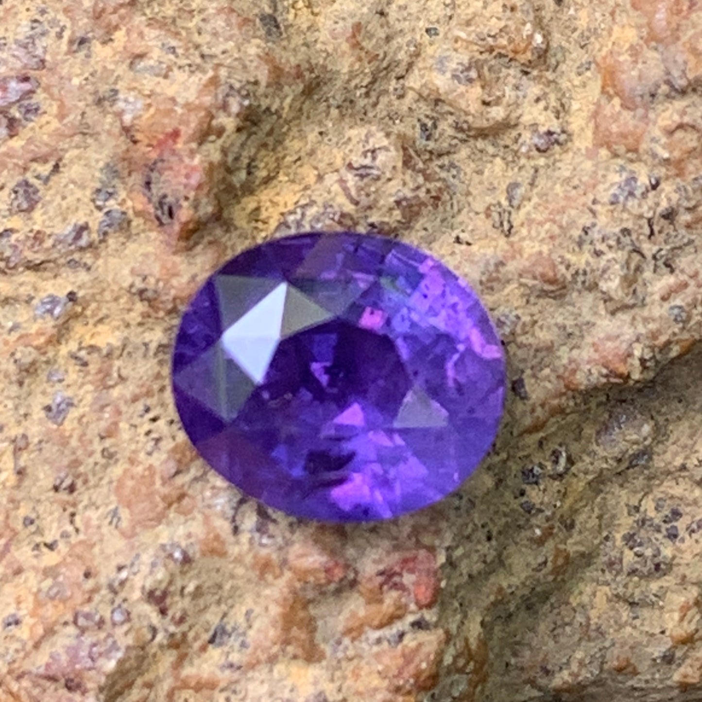 Unheated Violetish Blue Sapphire Certified Oval 1.59 Ct Natural Loose Gemstone