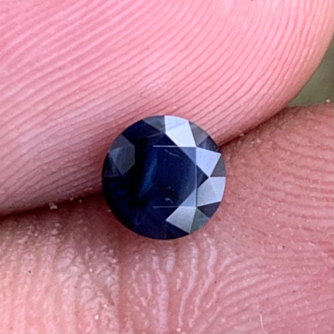 Milky Blue Sapphire 4.6 mm Round 0.55 Ct Natural Loose Gemstone For Jewelry Making