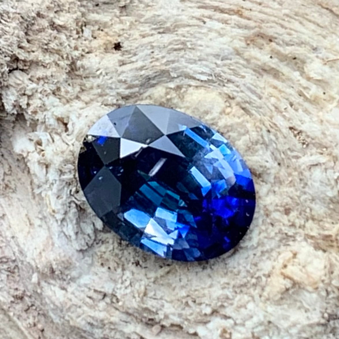 Blue Sapphire Oval 0.91 Ct Natural Loose Gemstone For Jewelry Making