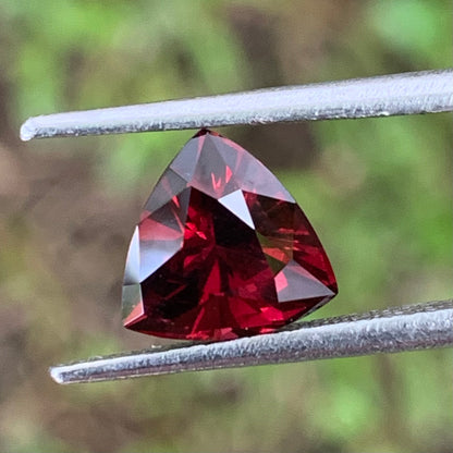 Garnet Deep Red Trillion 7.9 mm / 2.16 Ct Natural Loose Gemstone For Jewelry Making