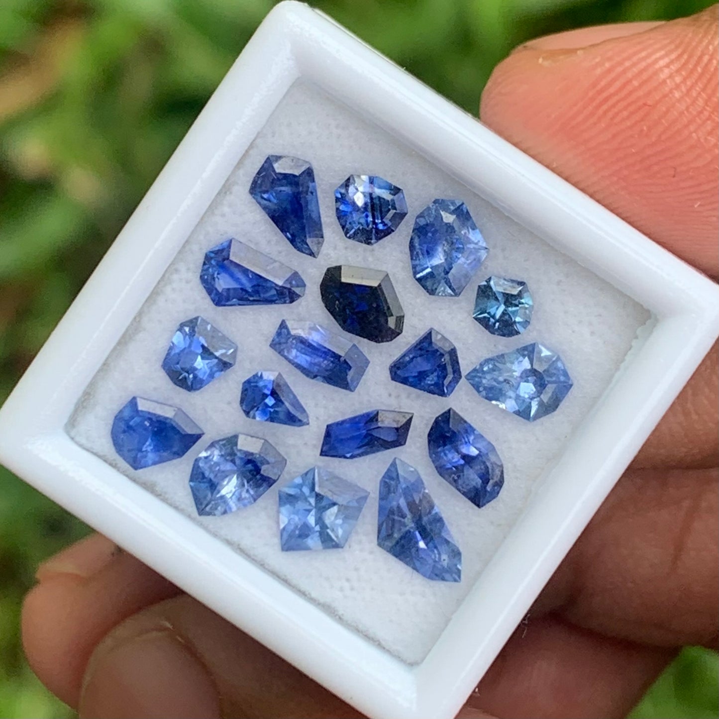 Ceylon Blue Sapphire Geometric Shape Stones Parcel Of 4 Ct / 17 Stones Heated Only Natural Loose Gemstone For Jewelry Making