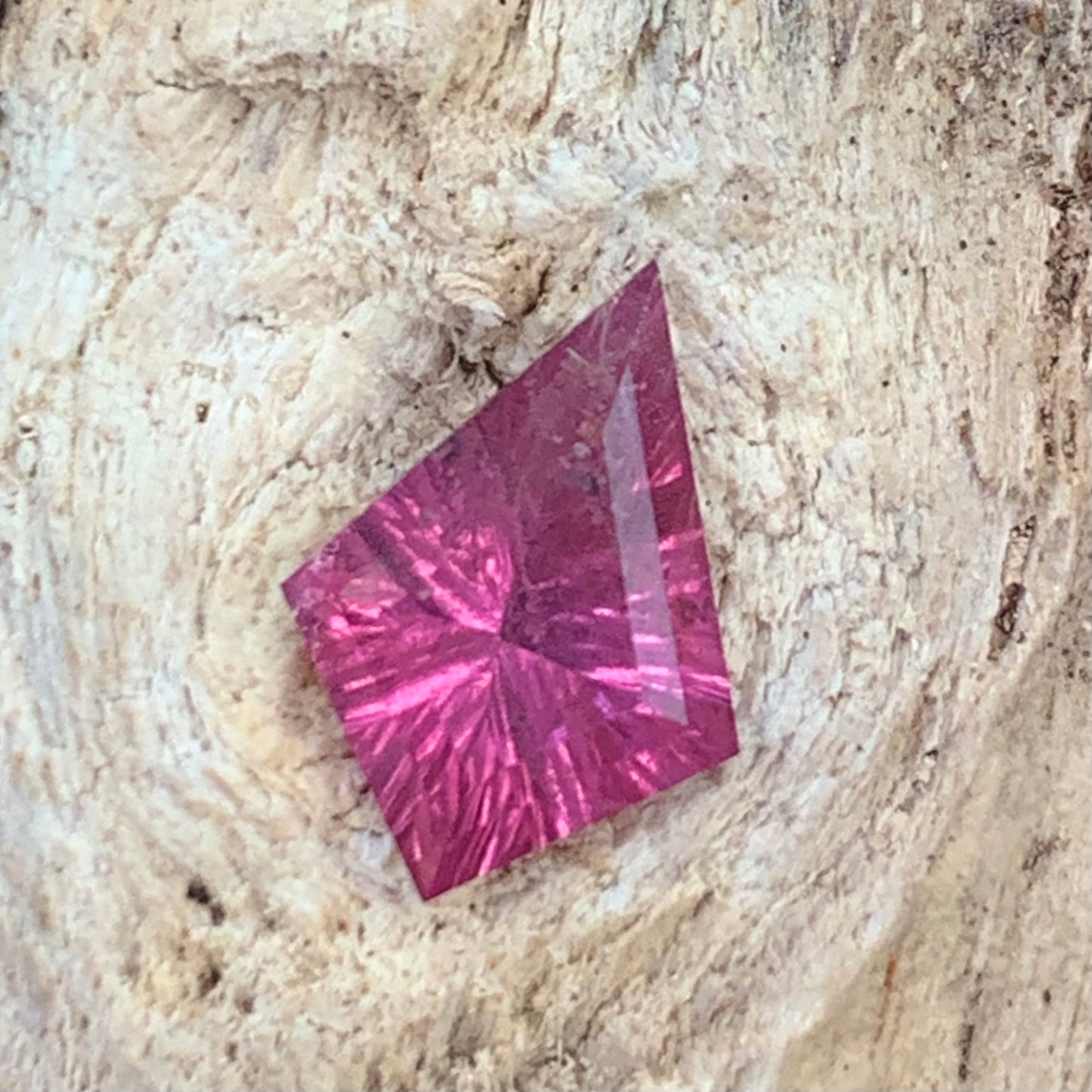Pink Garnet Concave Fantasy Cut 1.10 Ct Kite Natural Loose Gemstone