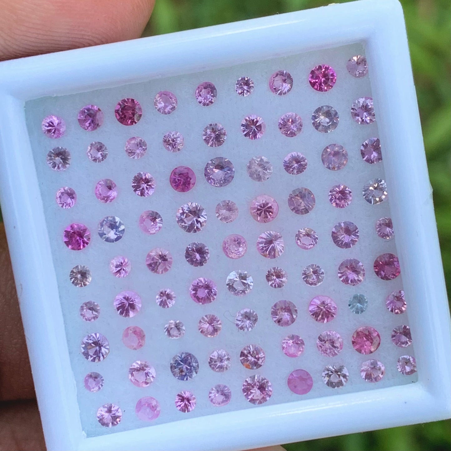 Unheated Pink & Purple 1.8 - 2.6 mm Sapphire Rounds 4.85 Ct Loose Gemstone Parcel of 81 Stones