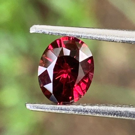 Red Garnet Oval 1.19 Ct Natural Loose Gemstone from Sri Lanka